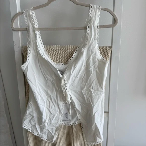 Petal & Pup RENN TOP - WHITE - Picture 5 of 7